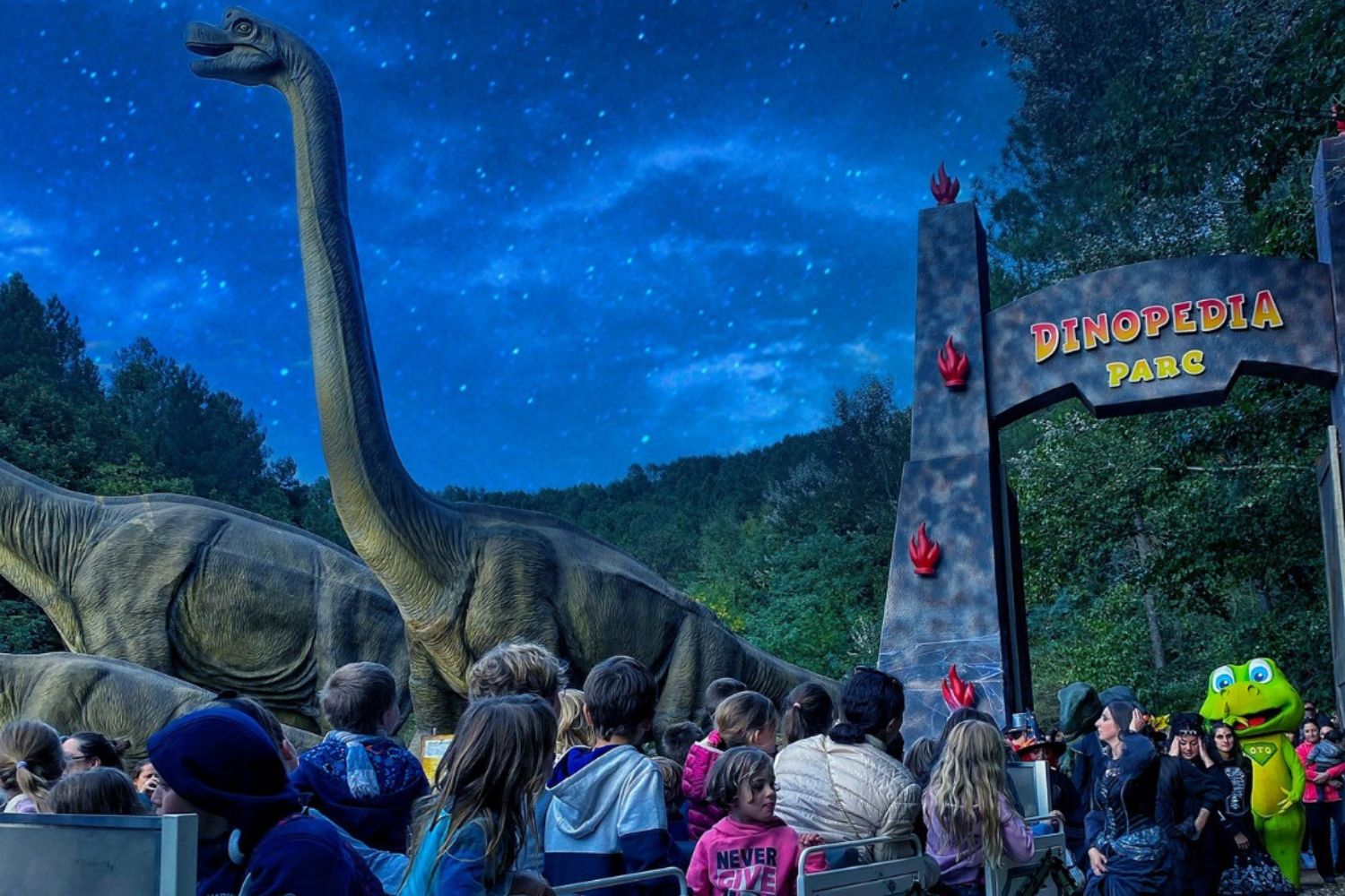 halloween 2024 a dinopedia parc cevennes